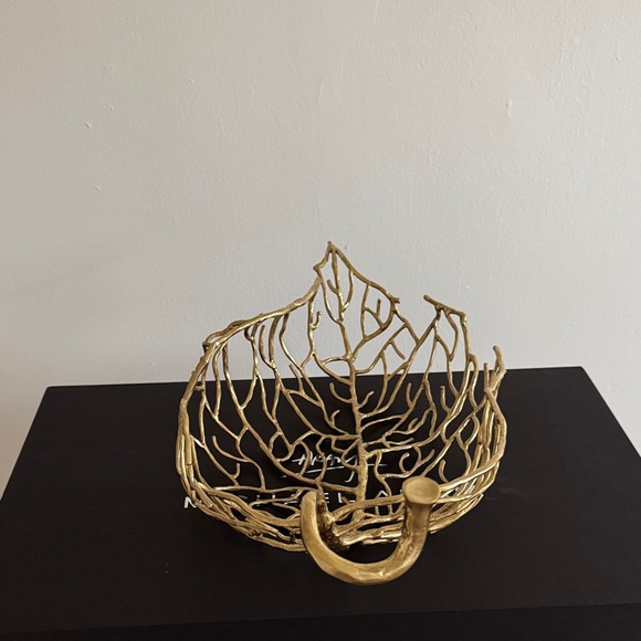 Michael Aram Autumn Leaf Design Vase - Picture 3 of 10